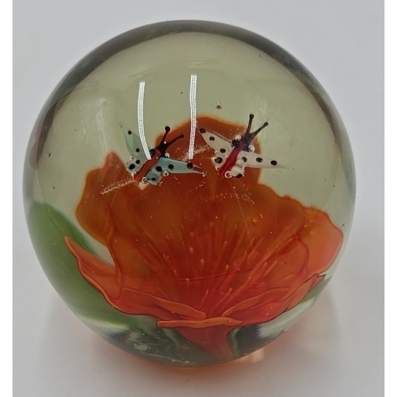 Vintage‎ Hand Blown Art Glass Paperweight Orange Flower & 2 Bumble Bees Bubbles - Picture 2 of 14